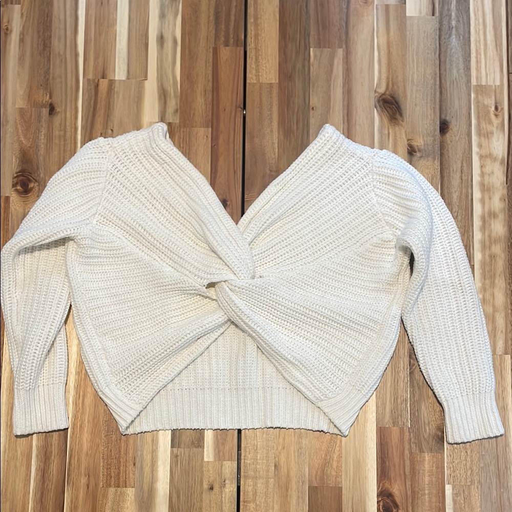 Cream knit Sweater - Picture 2 of 2